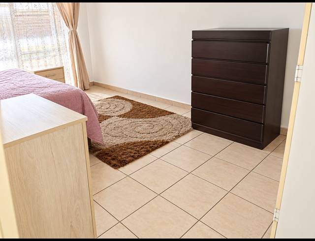 2 BEDROOM APARTMENT FOR SALE IN RYNFIELD